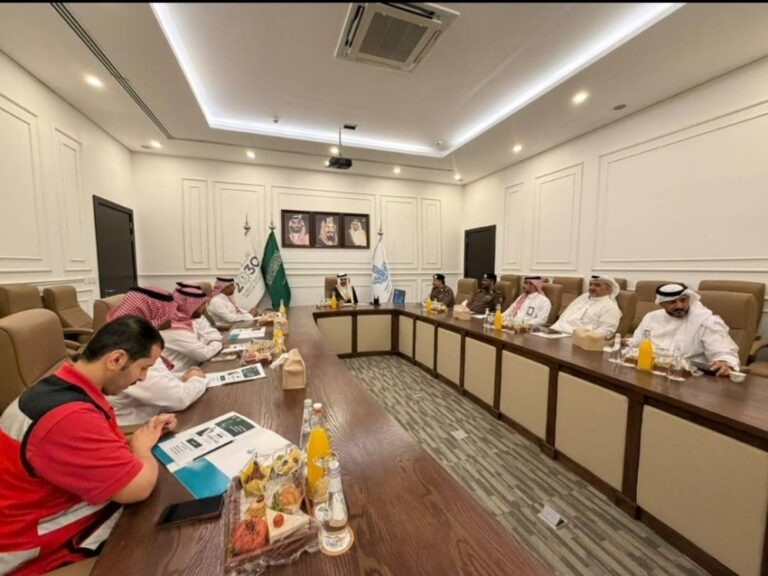 أمانة الشرقية والجهات الحكومية تستعرض استعدادات تنظيم بطولة منتخبات الشرقية لكرة القدم