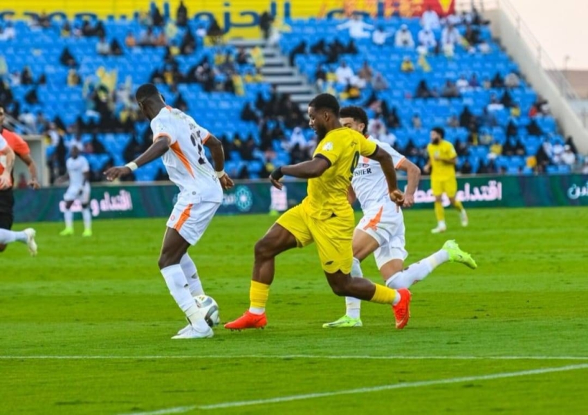 بالجزاء.. الحزم يجبر الفيحاء على التعادل بهدفين لمثلهما