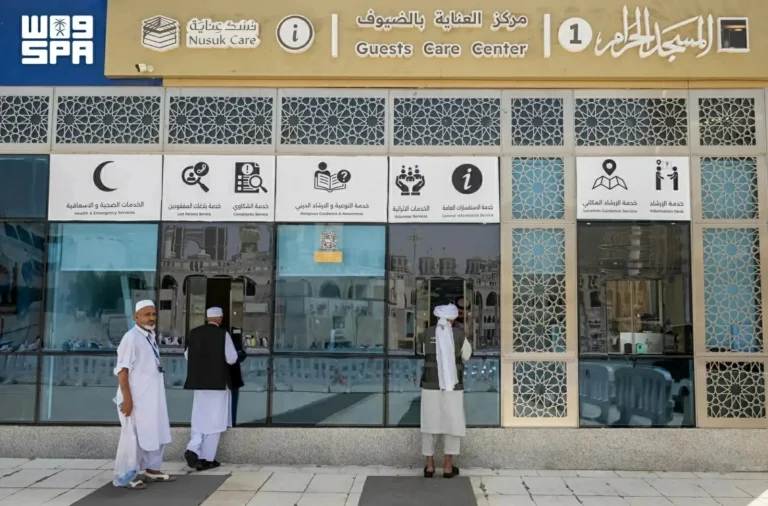 «العناية بالضيوف» تقدم خدماتها لقاصدي المسجد الحرام على مدار الساعة
