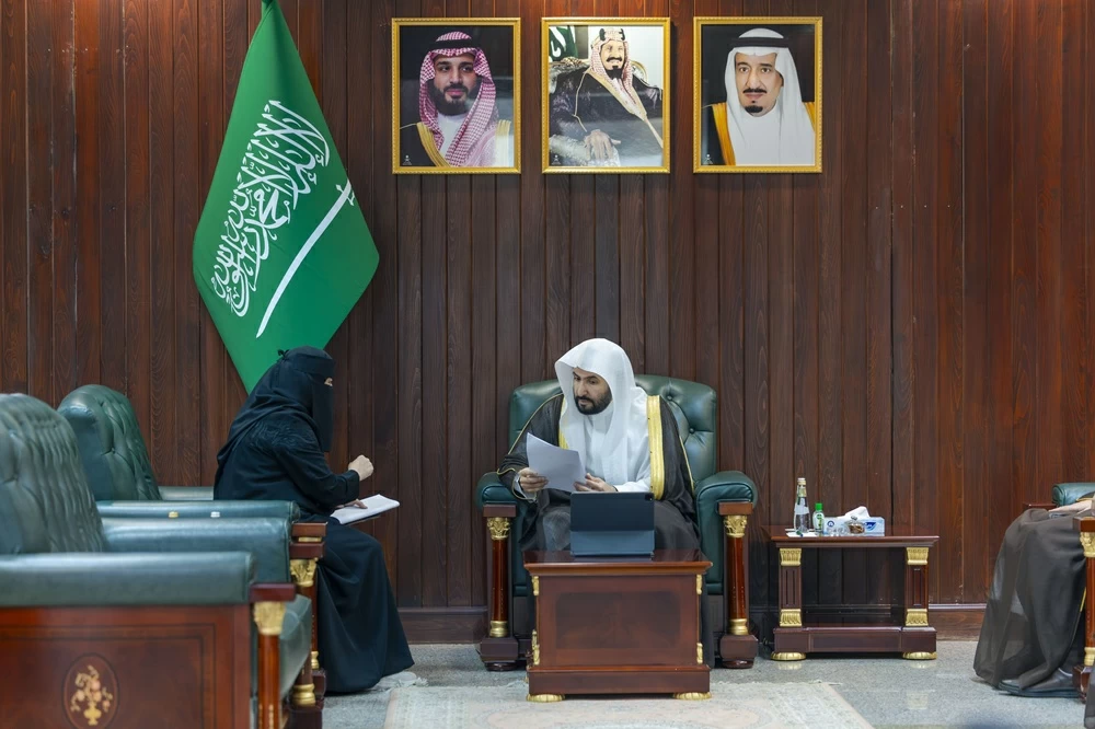 وزير العدل يتفقد عددًا من المرافق العدلية في المنطقة الشرقية ويلتقي المستفيدين ومنسوبي المرفق
