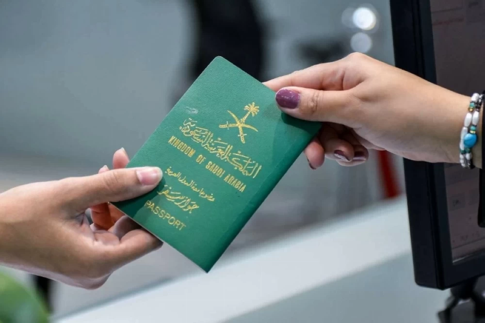 4 أسئلة عن جواز السفر بعد إطلاق الخدمات الجديدة.. كيف أجابت «الجوازات»؟
