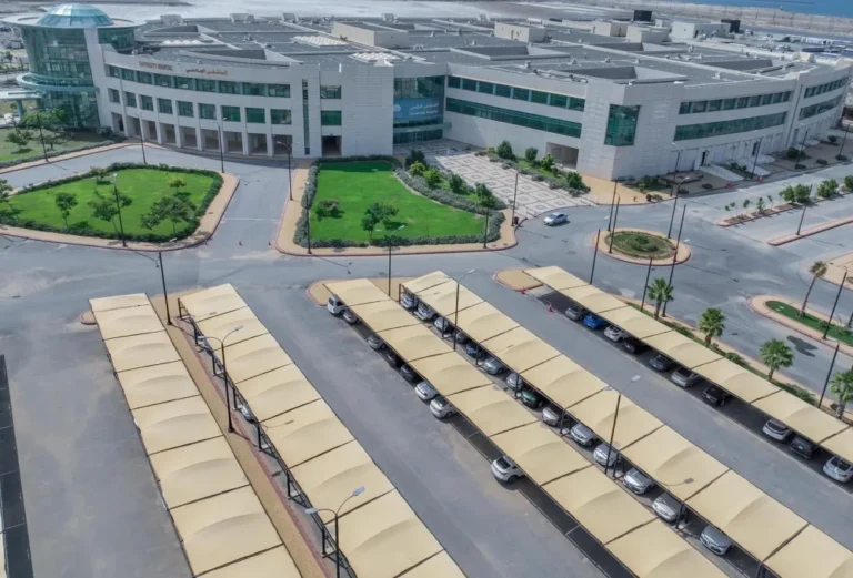 بناءً على تقارير الأرصاد.. تعليق الدراسة الحضورية بجامعة جازان