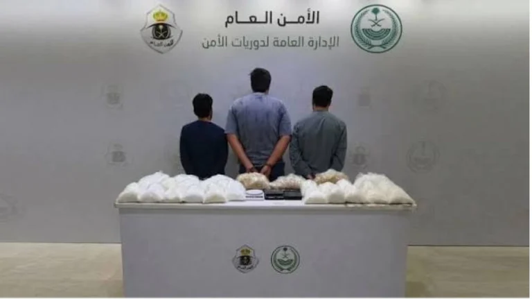 3 expats arrested in Jeddah for trafficking 42 kg of methamphetamine