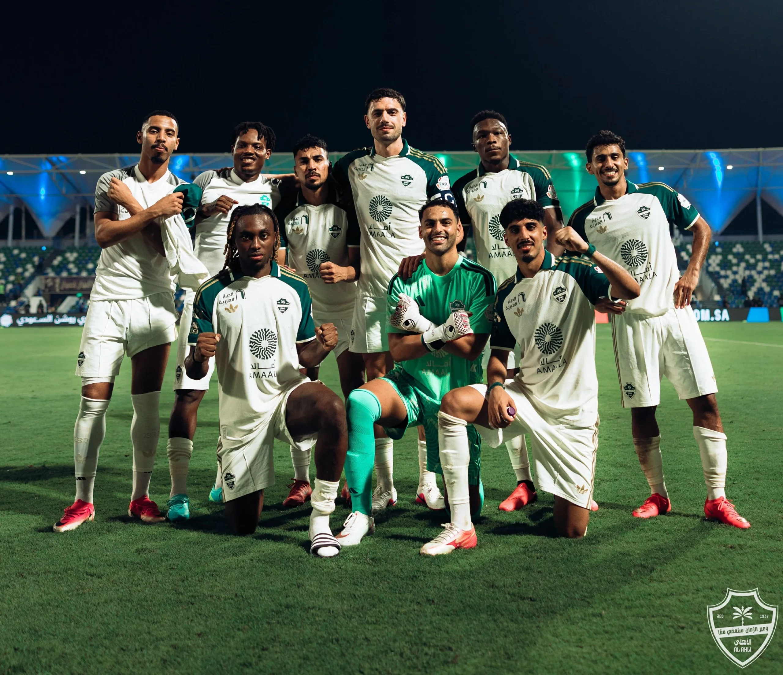 اﻷهلي يسحق الفتح برباعية في دوري روشن