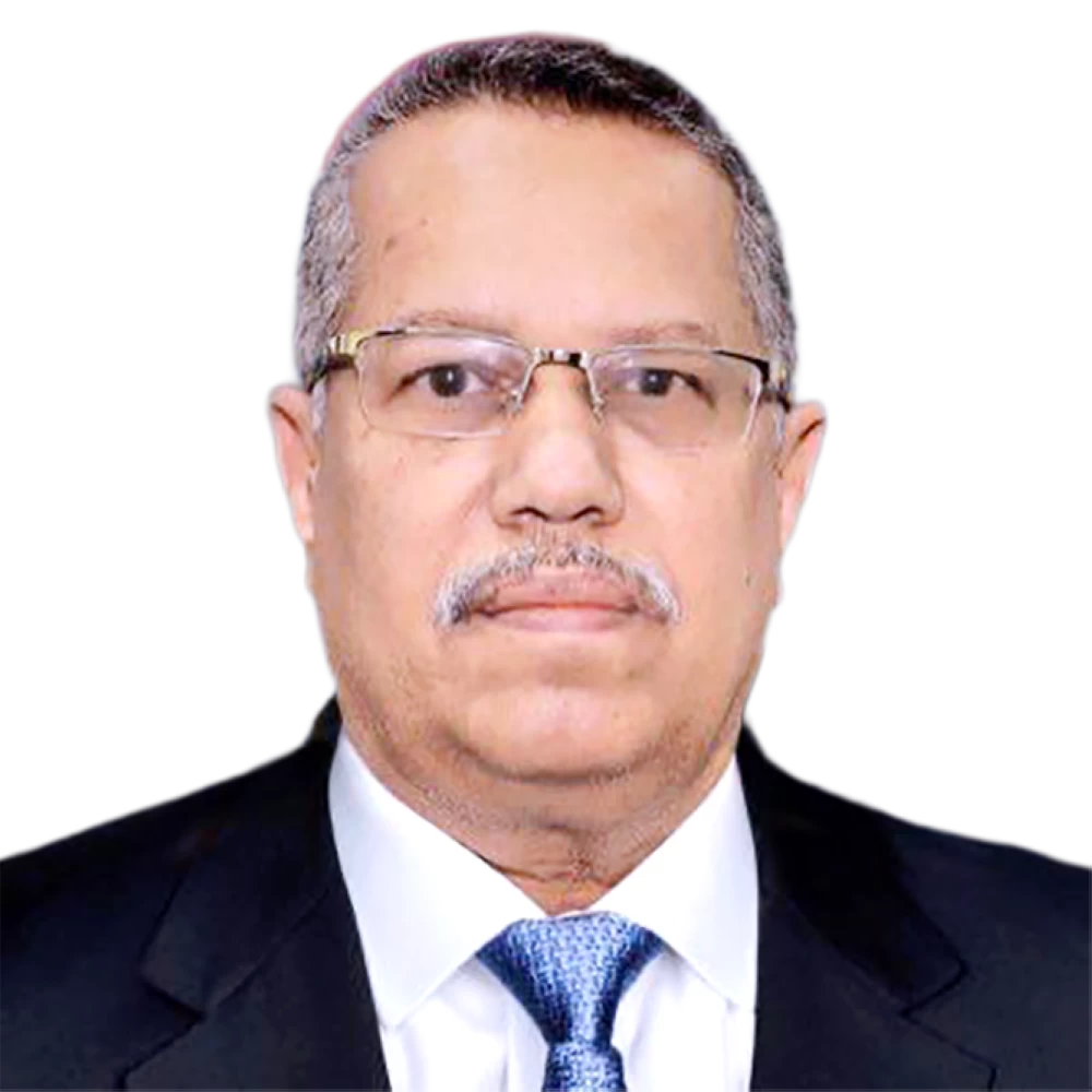 رئيس مجلس الشورى اليمني لـ«عكاظ»: الحوثيون يتقهقرون أمام زحف القوات المسلحة