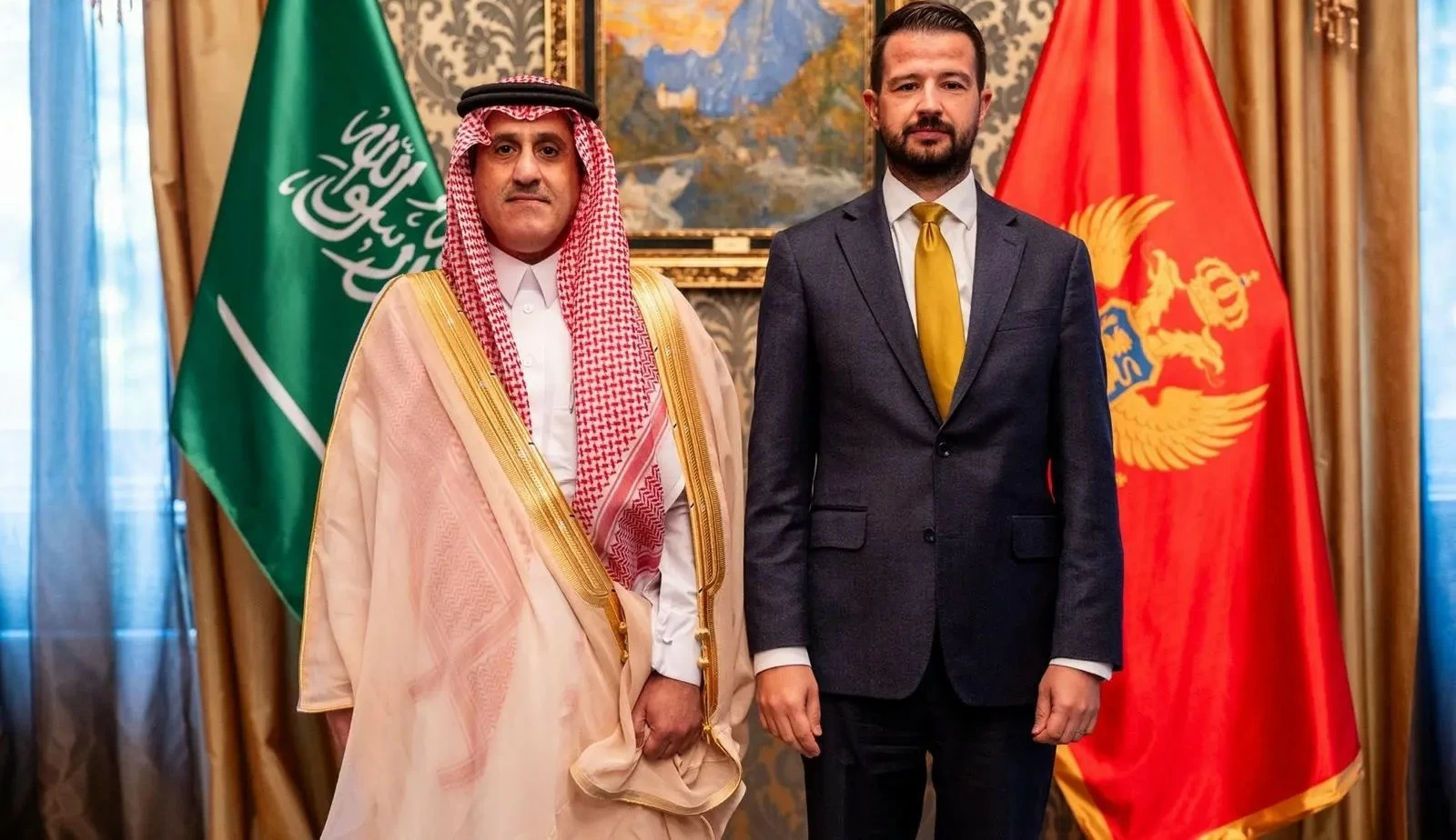 السفير الماضي يقدّم أوراق اعتماده سفيرًا غير مقيم لدى الجبل الأسود