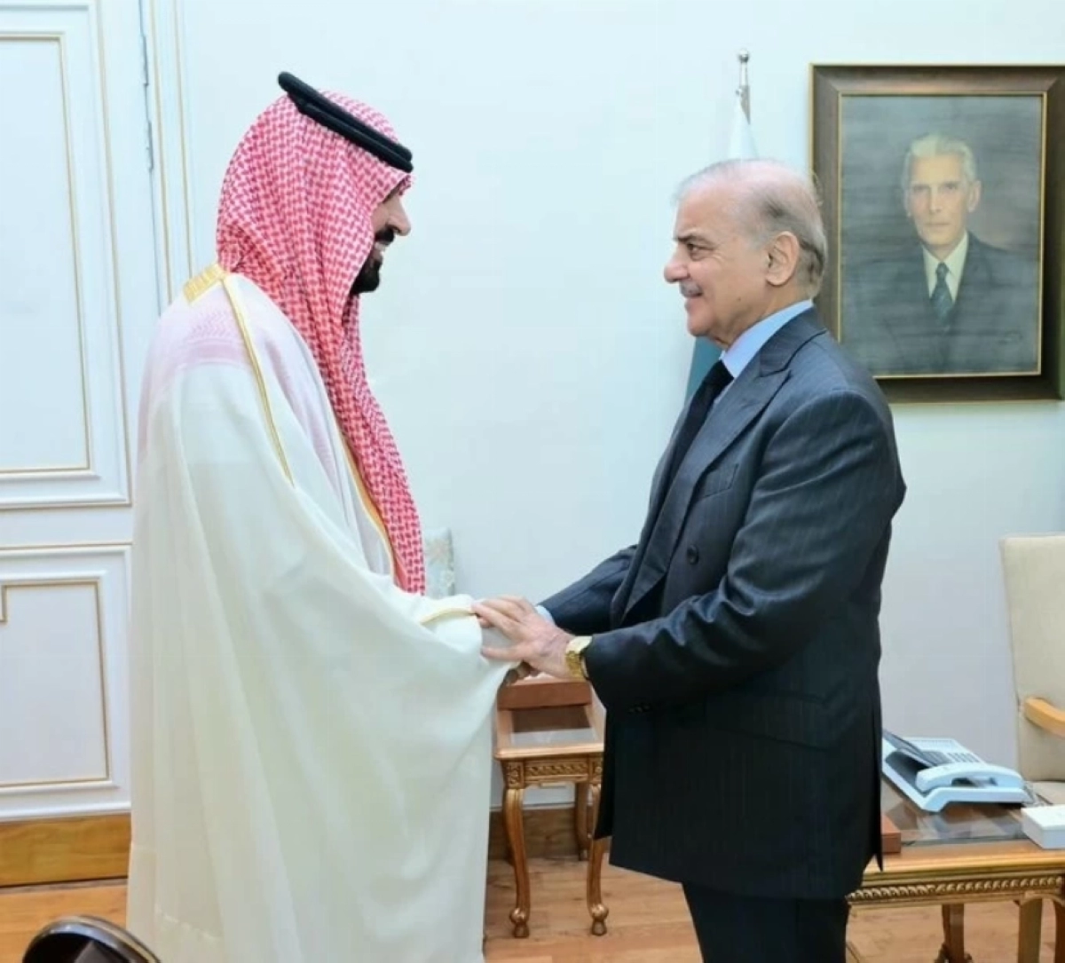 Pakistani PM Sharif receives new Saudi Ambassador