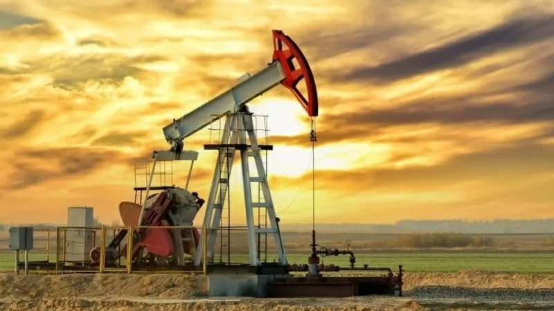 قفزة جديدة.. النفط يقترب من أعلى مستوى في 5 أشهر