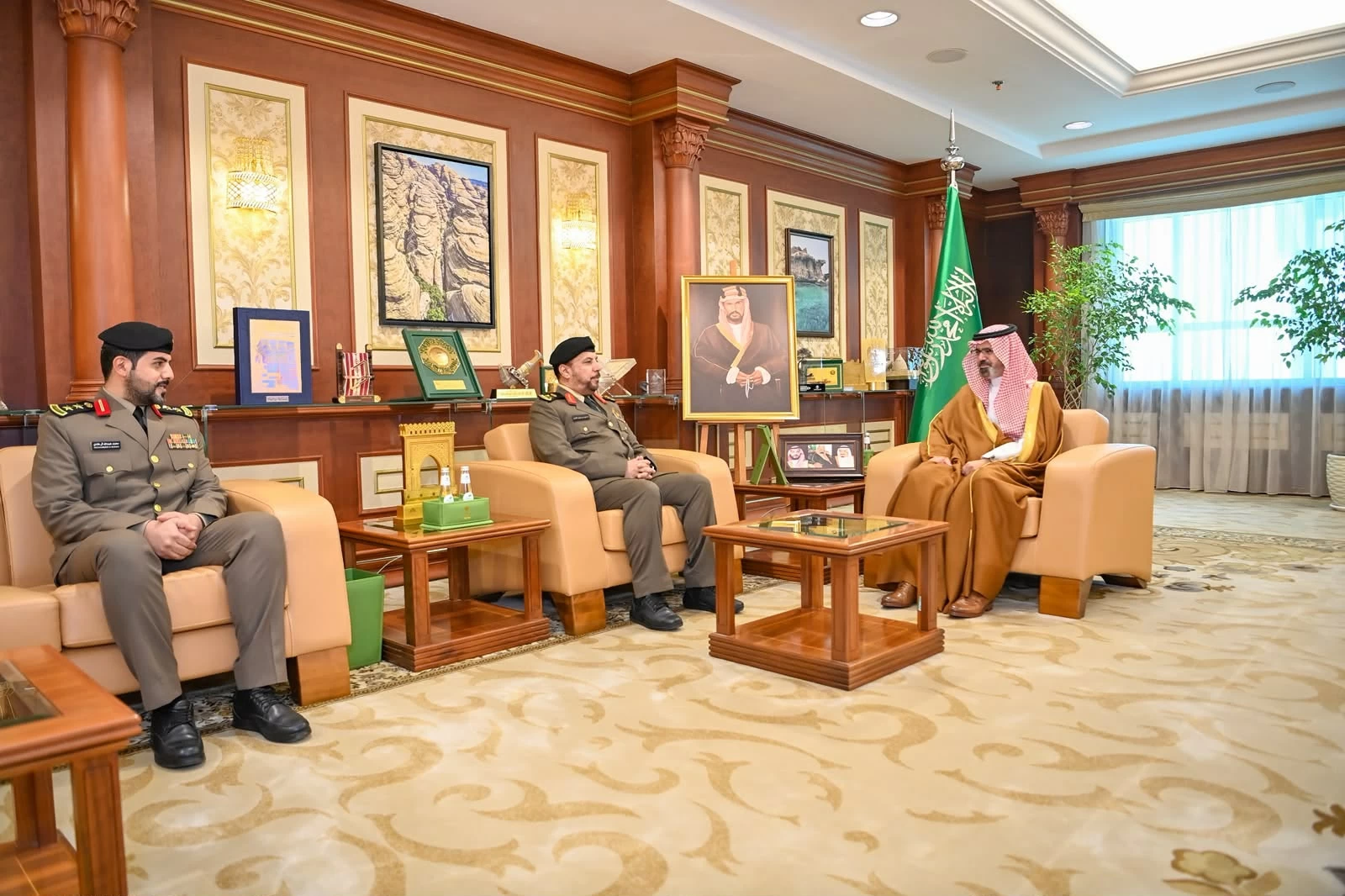 نائب أمير جازان يلتقي مدير مرور المنطقة المعين حديثاً