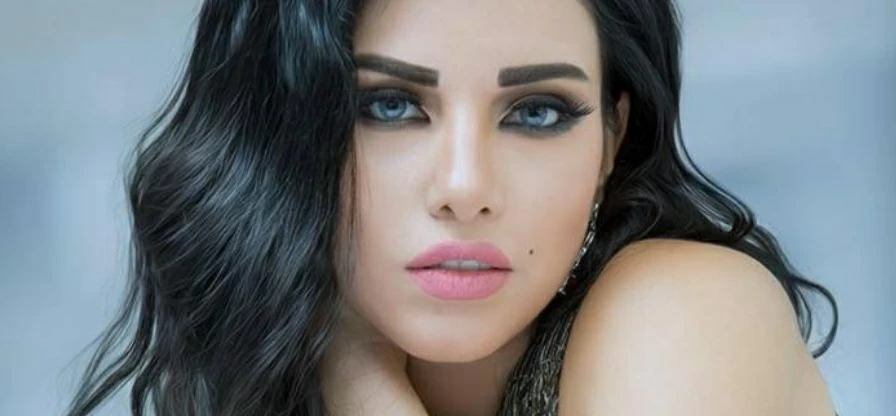 استغاثت بـ«المهن الموسيقية».. مروة نصر تتهم موزعاً موسيقياً بالاستيلاء على أموالها