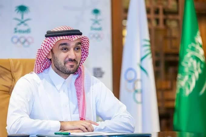 وزير الرياضة يعتمد تغيير مسمى نادي الجواء إلى رياض الخبراء