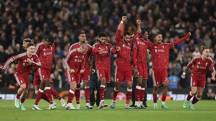 قرعة كأس كاراباو.. السيتي يواجه برادفورد.. وليفربول ضد بورنموث