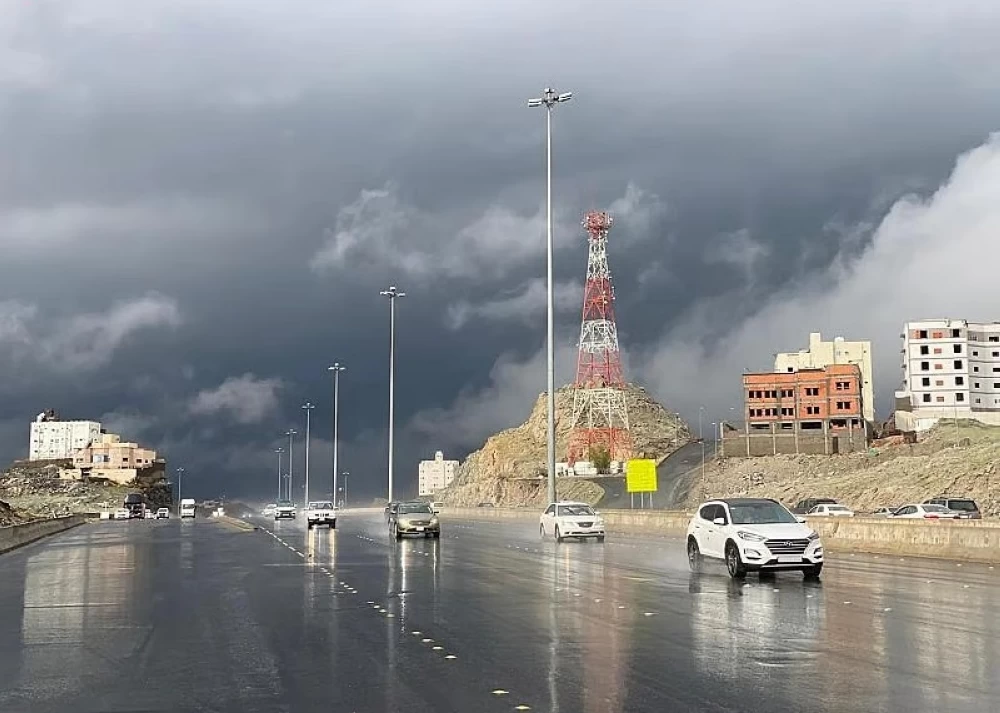 «الأرصاد»: أمطار ورياح شديدة السرعة على منطقة الباحة