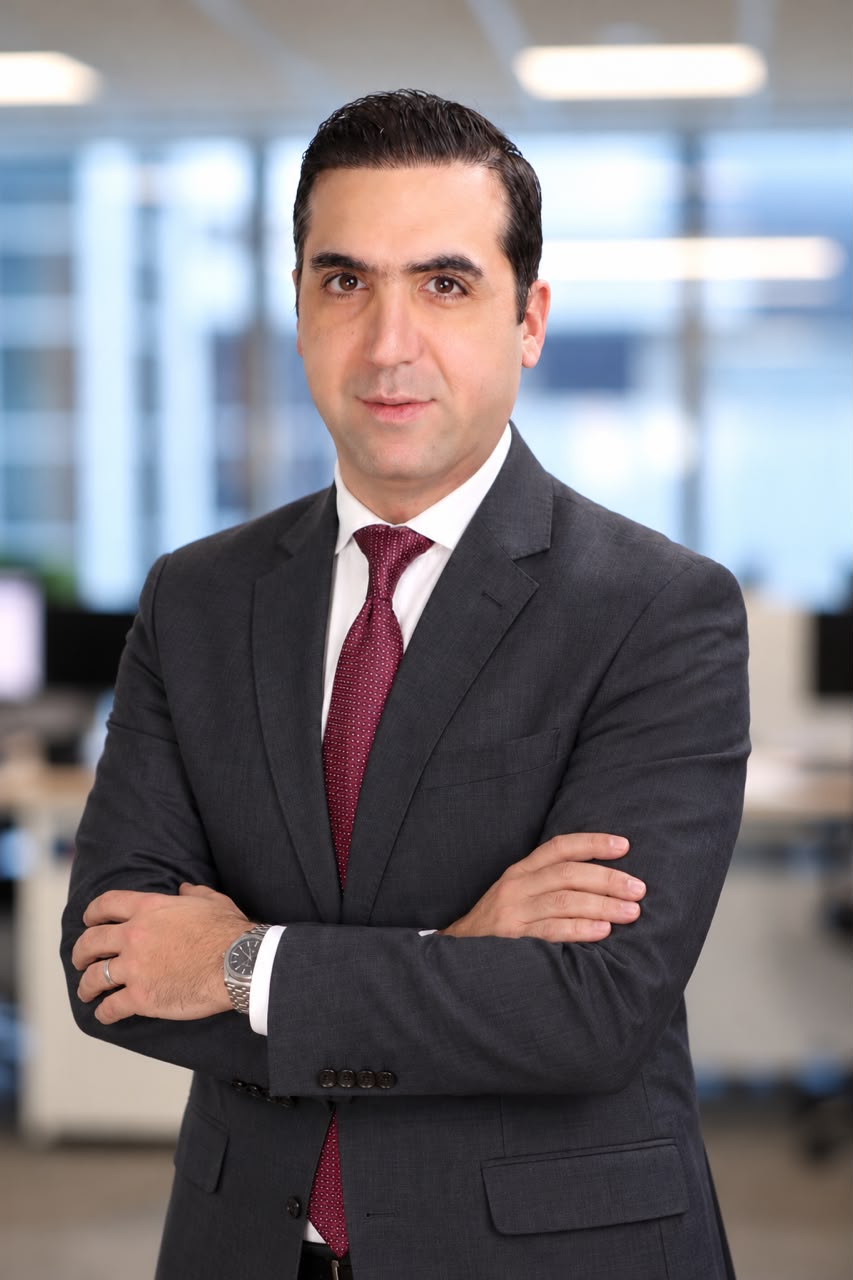الرئيس السوري يعين عمر سامر الحلبي مستشارًا للشؤون الاقتصادية ورئيسًا لمجلس إدارة الصندوق السيادي السوري
