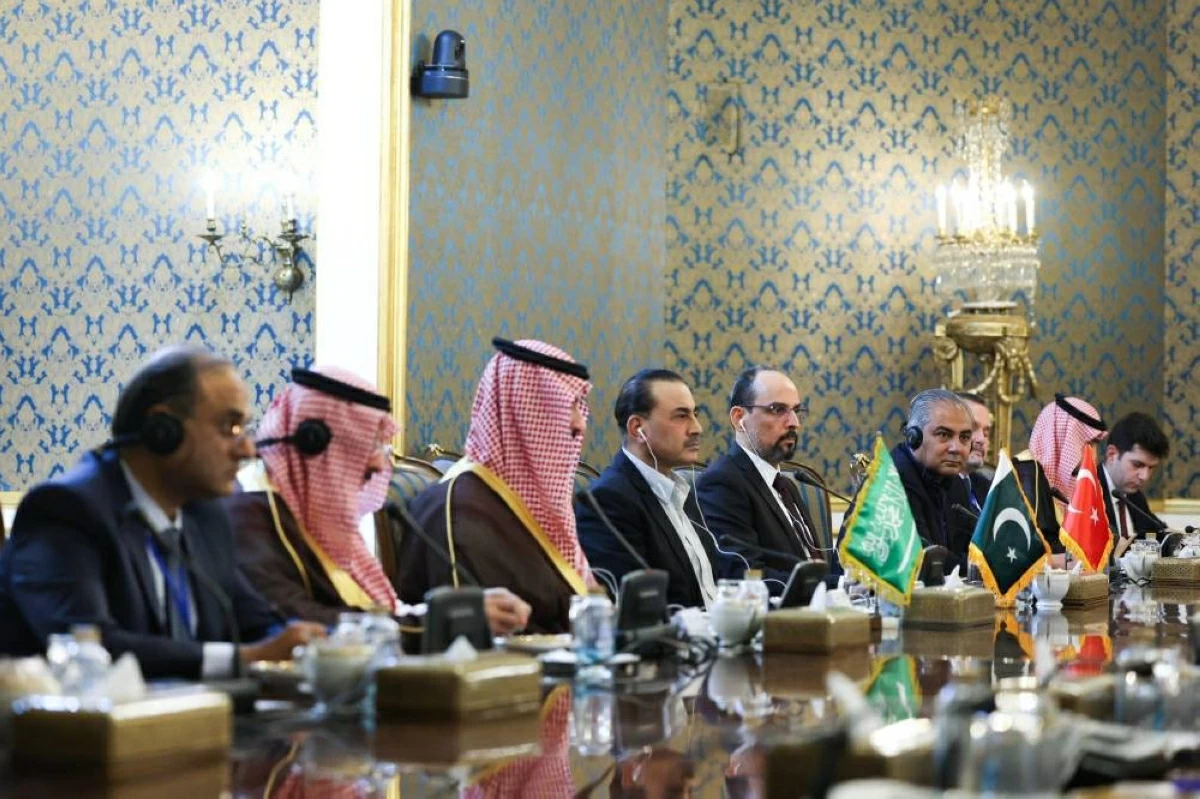 إيران تعلن عن اتفاق مع دول «حلف مكة» على متابعة المحادثات
