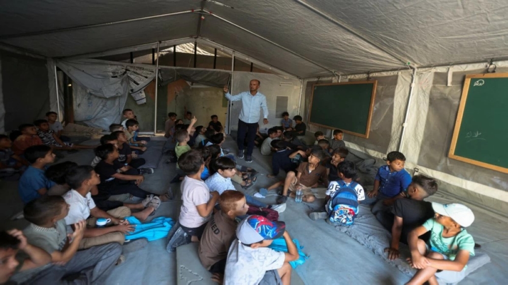 الأمم المتحدة: 5.8 مليون طفل لاجئ خارج المدارس بسبب خفض التمويل