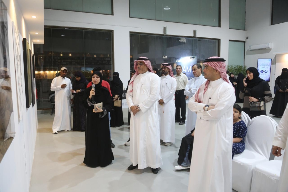 بـ 30 عملاً فنياً.. اختتام معرض ”ريح الصبا“ بثقافة الدمام