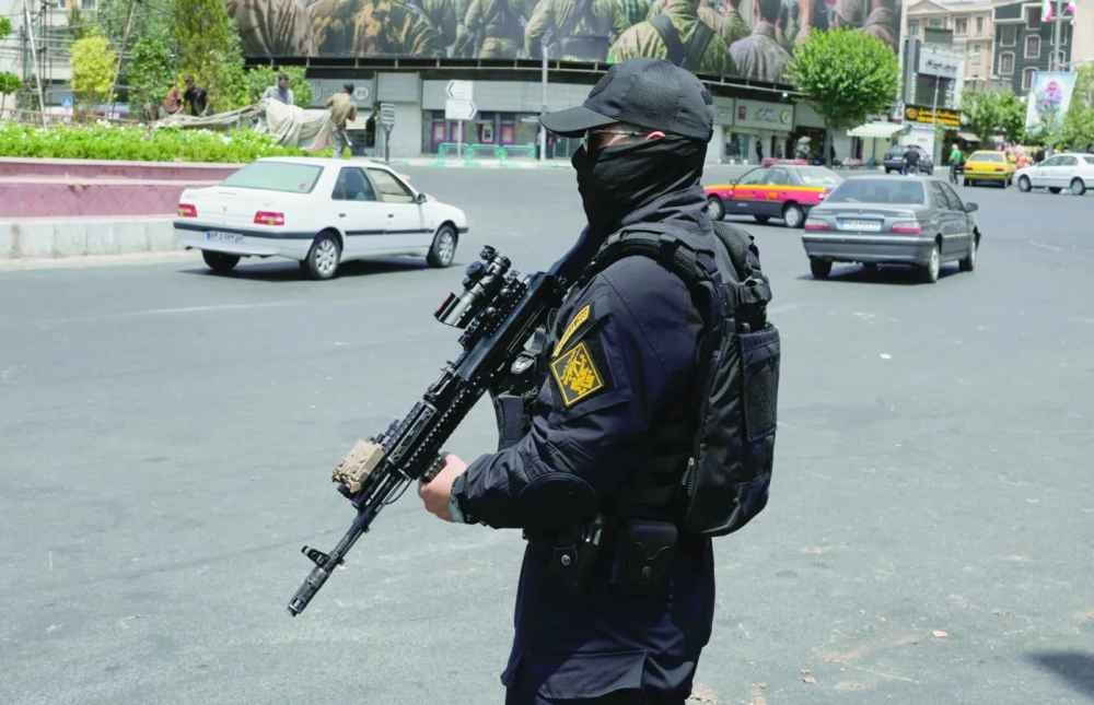 مقتل قيادية وشرطي في الباسيج بهجومين مسلحين جنوب شرقي إيران