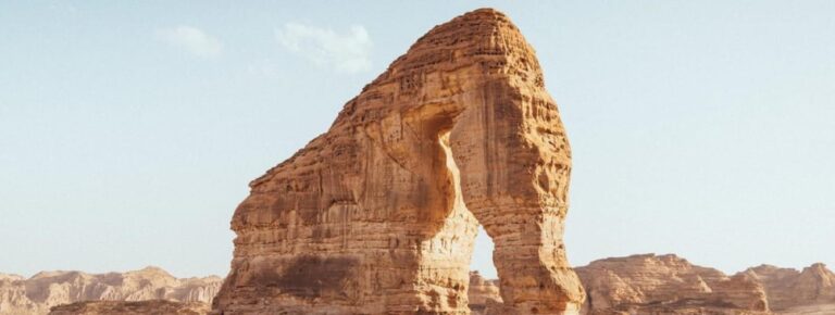 25 ألف نقش توثق تاريخ العلا ضمن موسم الآثار 2026–2027