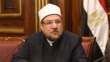 قدمنا لخدمة الوطن ابنًا بارًا.. محمد مختار جمعة يحتفل بتخرج نجله في الكلية الجوية
