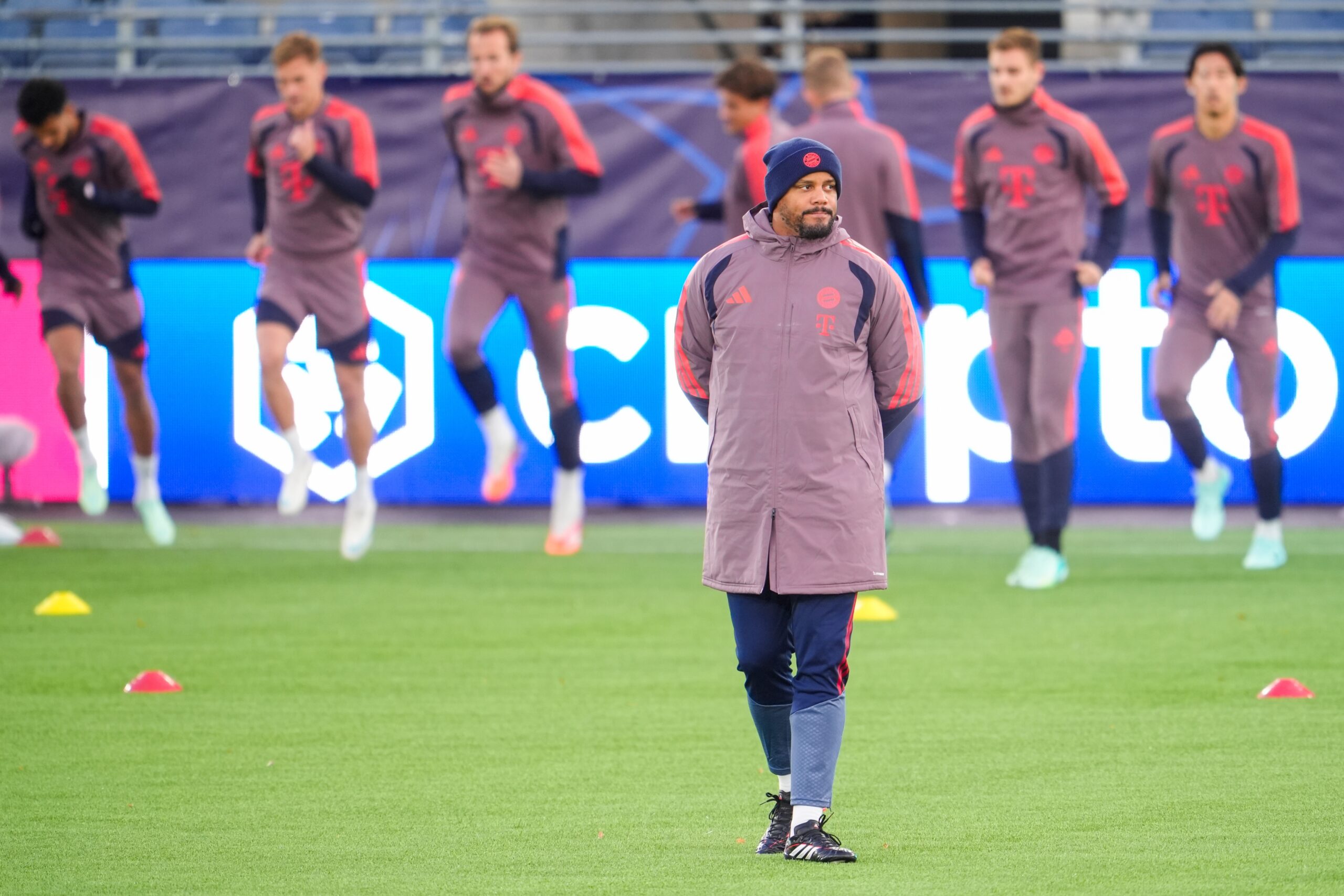 Bayern Munich coach Vincent Kompany hospitalized after collapsing at training
