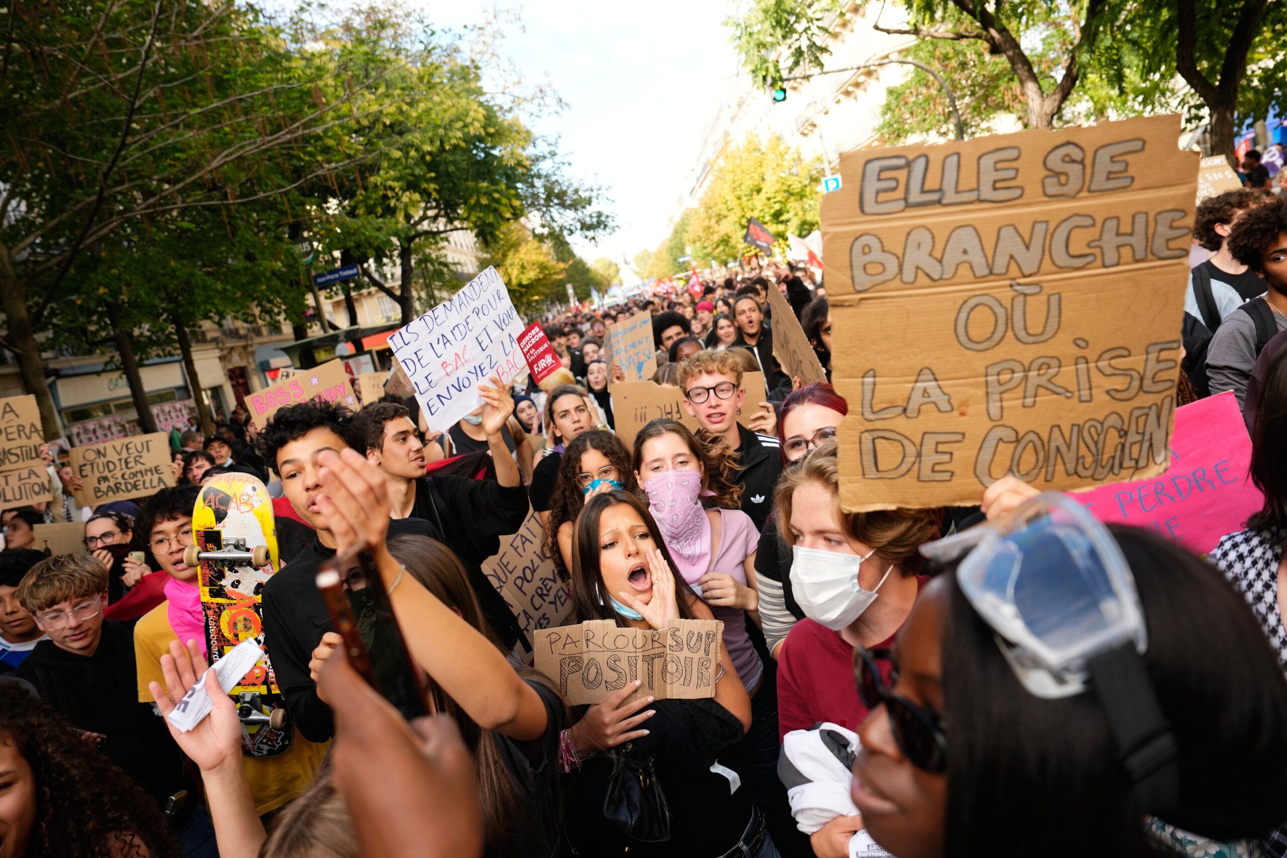French teens march for decent schools despite government’s pledge to act