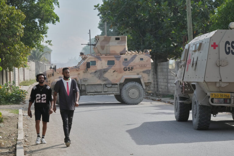Four Salvadoran air force members missing after gang ambush in Haiti