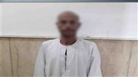 مشادة بسبب أولوية الدور.. ضبط مزارع لاعتدائه بالسب على موظفة وإتلاف نافذة مكتبها بالفيوم
