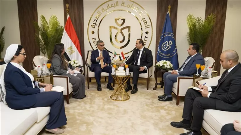 رئيس هيئة الرعاية الصحية يبحث مع السفير الجزائري تعزيز التعاون في التغطية الصحية الشاملة والتحول الرقمي والسياحة العلاجية