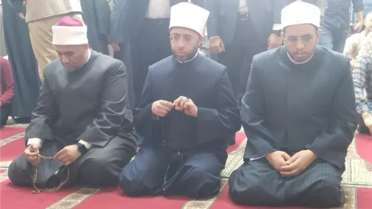 وزير الأوقاف: 300 إمام وخطيب بالقليوبية يشاركون في دورات تدريبية لمواجهة الفكر المتطرف وتحسين الأداء اللغوي