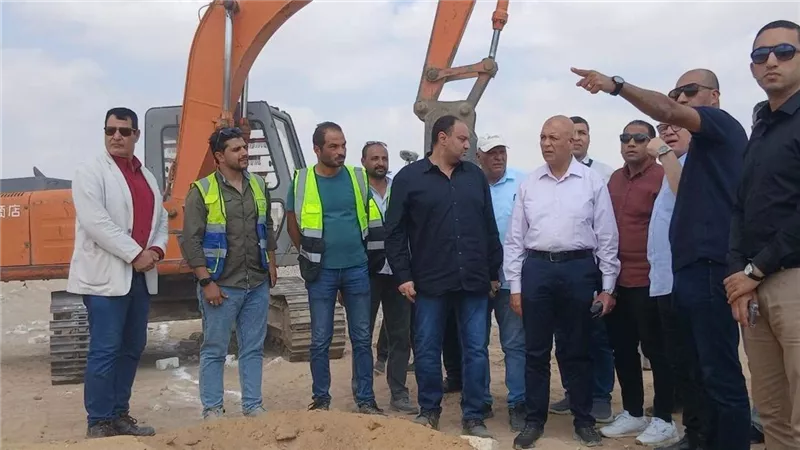 وزيرة الإسكان تتابع موقف تنفيذ عددٍ من مشروعات المرافق وتطوير الخدمات بمدينة الشروق