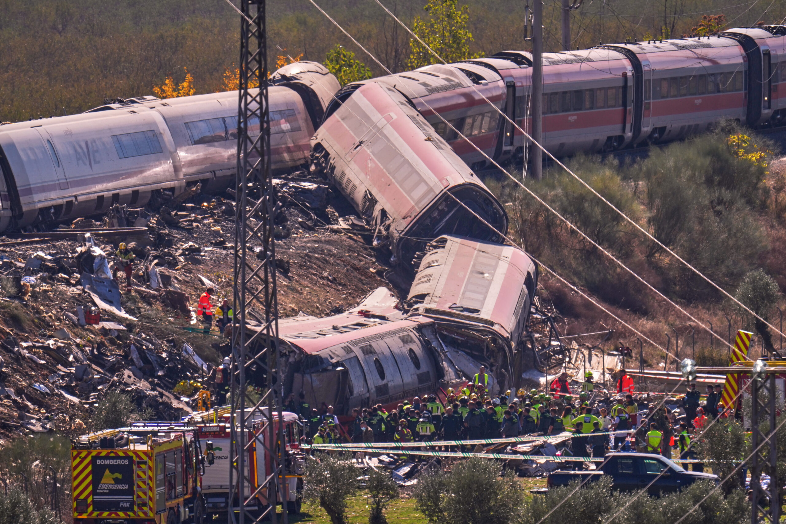 Saudi FM offers condolences to Spain after deadly train collision