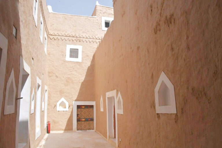 بيت البسام.. حكاية العمارة النجدية