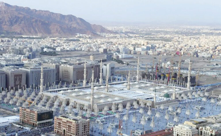 الاعتداء على المسجد النبوي يكشف بعداً لا يمكن تجاهله