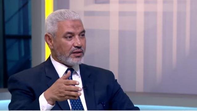 يستحق معاملة خاصة.. جمال عبد الحميد ينتقد تصريحات حسام حسن ويدافع عن صلاح