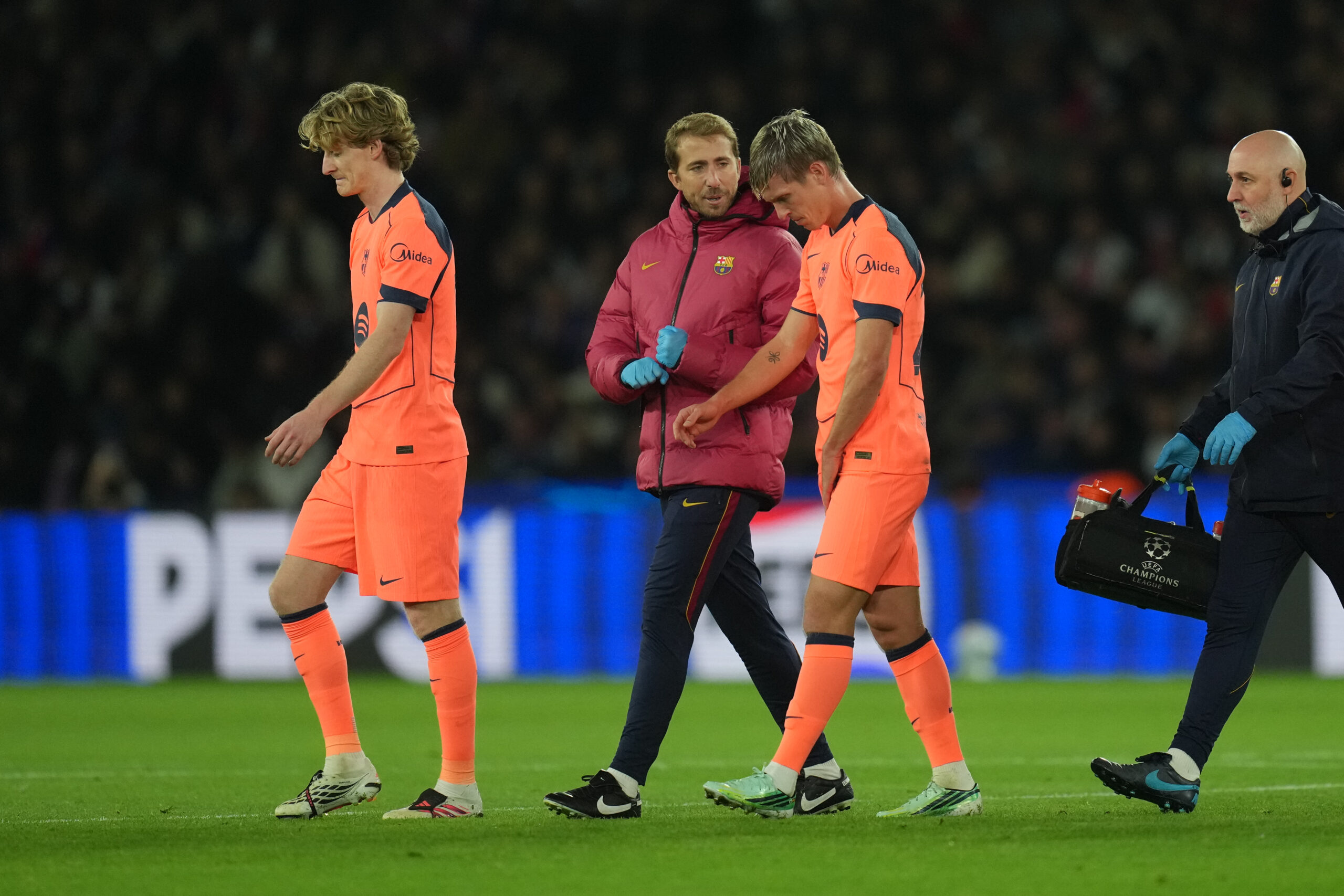 Barca’s Olmo injured for a month, misses Clasico
