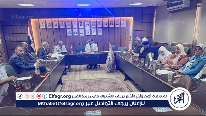 اللجنة المركزية لأخلاقيات البحث العلمي بجامعة أسيوط تبحث تطوير أداء اللجان الفرعية وتعزيز التحول الرقمي