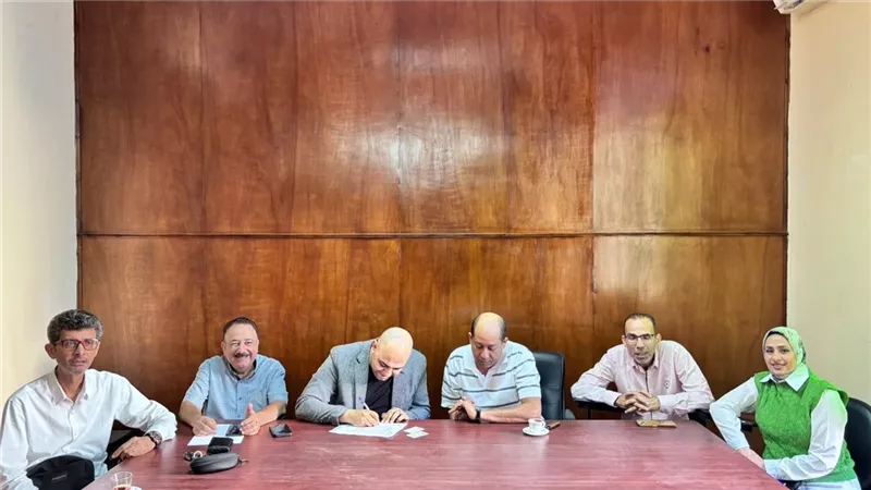 الكاتب الصحفي أحمد بسيوني يتقدم بأوراق ترشحه لانتخابات نقابة الصحفيين الفرعية بالإسكندرية