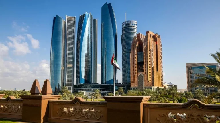 Why the UAE rarely has to choose