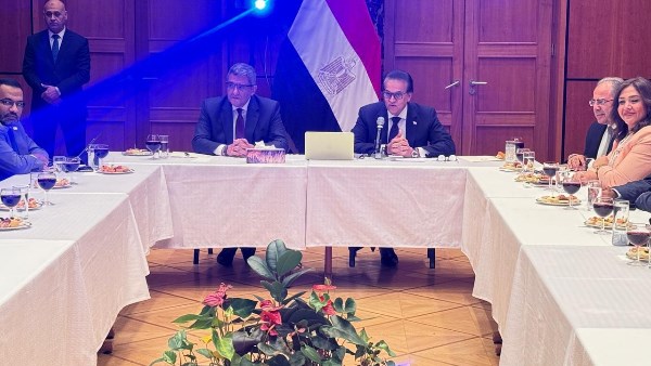 وزير الصحة: إطلاق مبادرة ورابطة للأطباء المصريين بالخارج