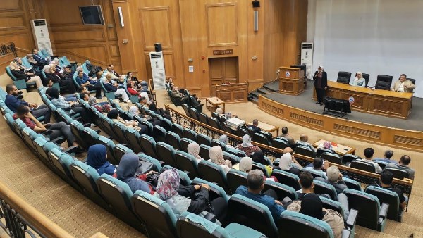 الصحة تعقد ورشة عمل لتطوير الموارد البشرية ودعم التحول الرقمي