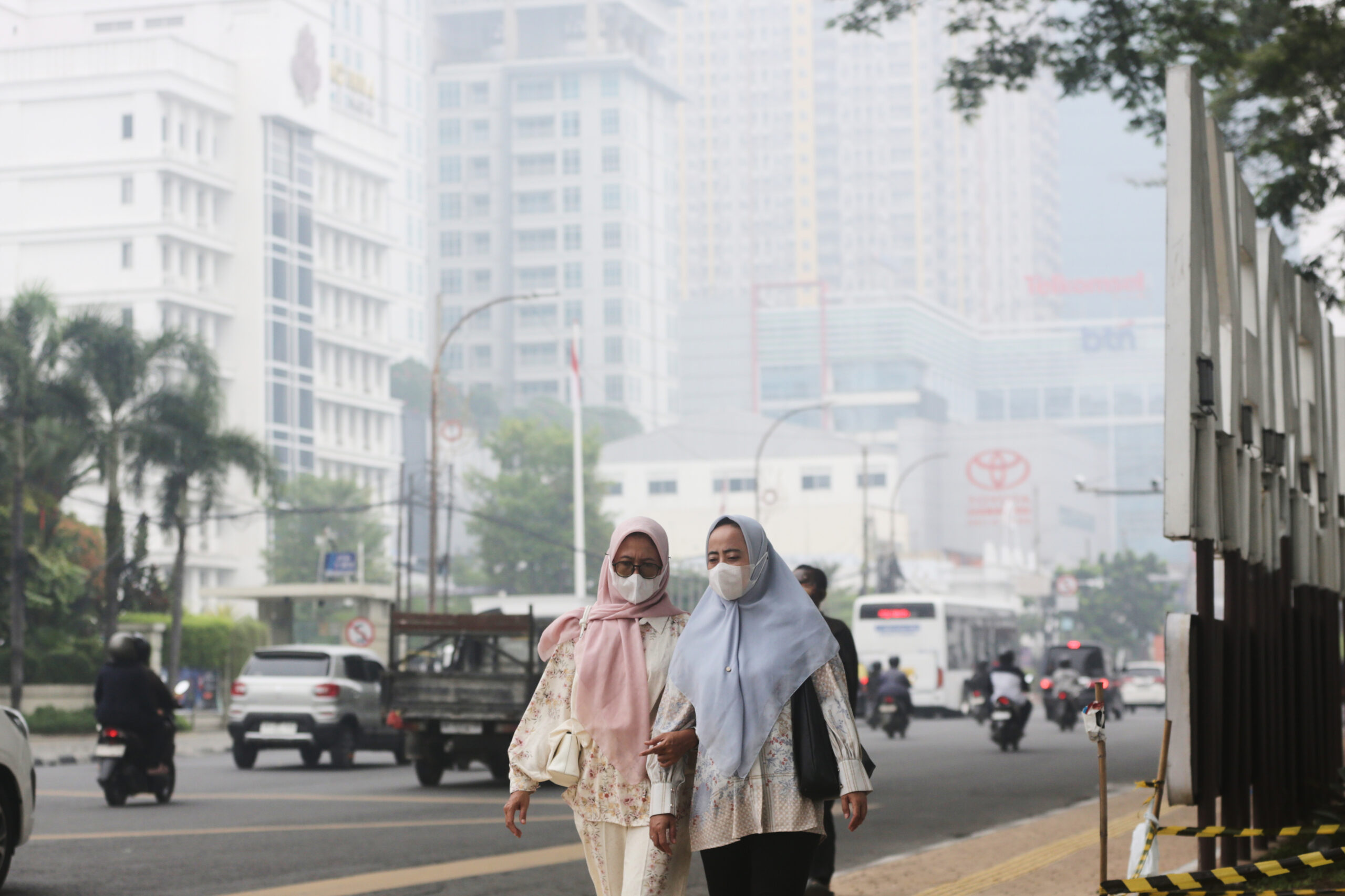 Indonesian anger builds over wildfires, toxic haze