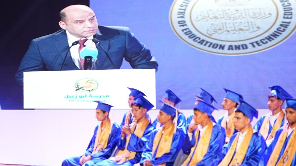 رداد بحفل تخريج طلبة مدرسة أبو زعبل التطبيقية: نموذج التعليم المهني يستحق التكرار