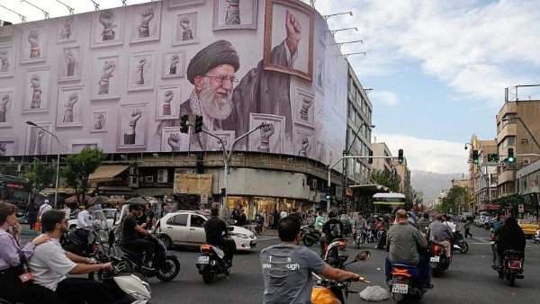 مجلس الأمن القومي الإيراني: اجتماع في طهران يضم وزير الدفاع السعودي وقائد جيش باكستان