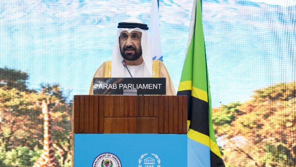 إيران تعترض على إدانة البرلمان العربي لهجمات الحوثي على السعودية