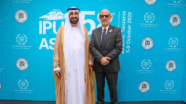 اليماحي وبرلمان أمريكا اللاتينية يبحثان تنفيذ إنشاء تجمع تشاوري لرؤساء البرلمانات الإقليمية
