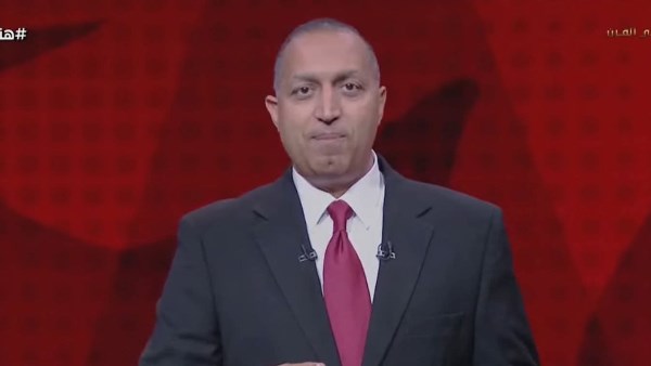 الأهلي بيعرف ياخد حقه.. إيهاب الخطيب يدافع عن استقرار النادي: أصوات لا تريد نجاح الفريق