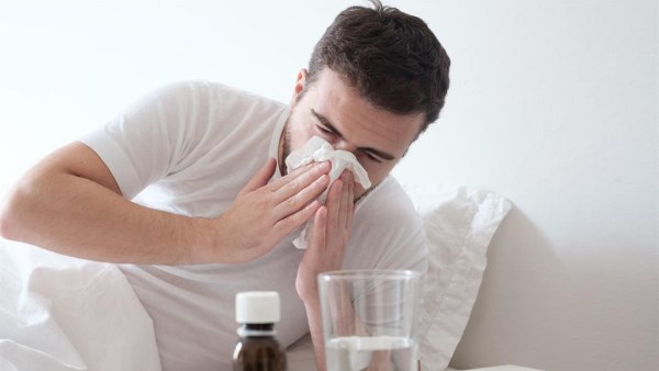 مع تقلبات الطقس.. اكتشف طرق علاج نزلات البرد عند الأطفال والكبار