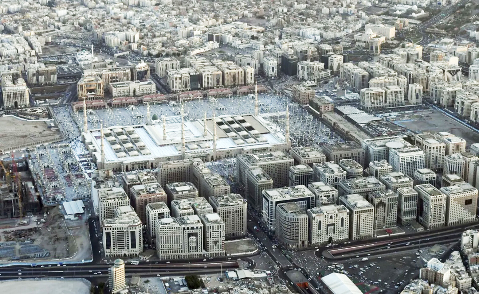 المدينة تستضيف «الذكاء الاصطناعي والتعليم الرقمي»