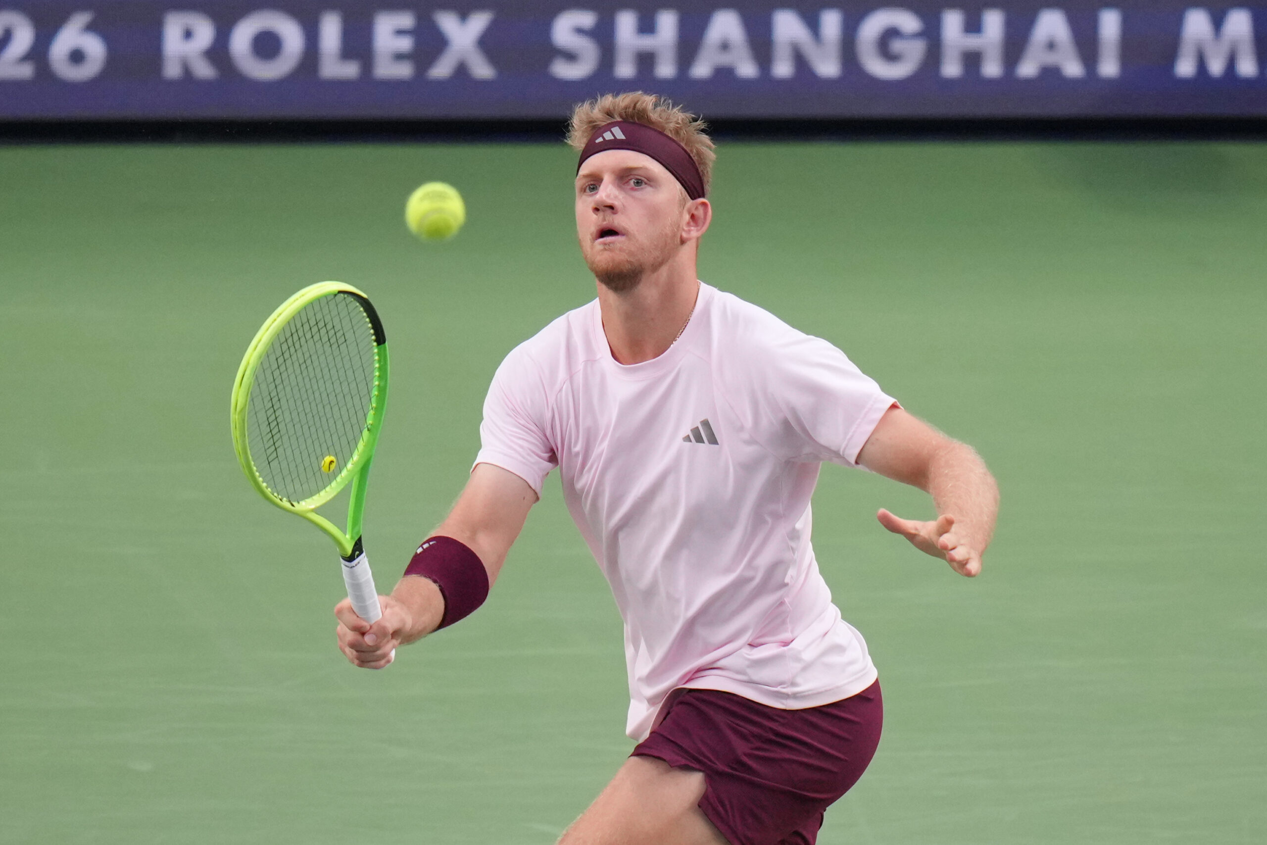 Davidovich Fokina ousts top seed Zverev to reach Shanghai Masters final